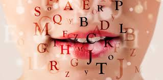 Kako učinkovito komunicirati bez riječi – neverbalni alati u svakodnevici